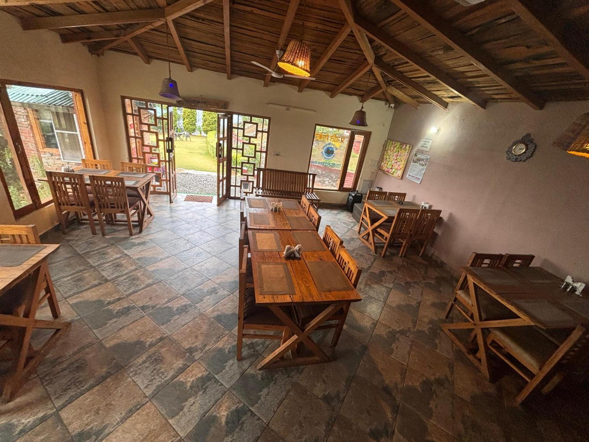 Pragati Resort & Restaurant- Eden Of Kumaon Bhowali Exterior foto
